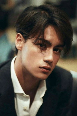 Ice Paris Intarakomalyasut